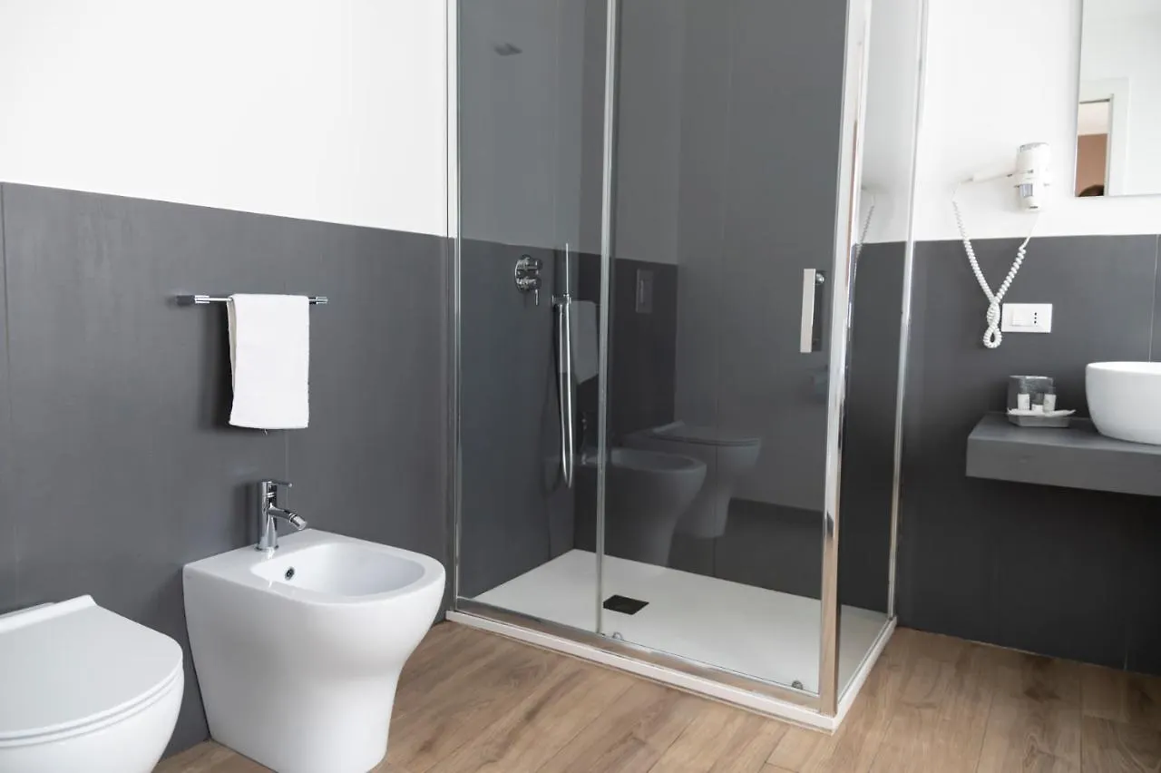 Ruggero Settimo - Room & Suite Palermo Italië