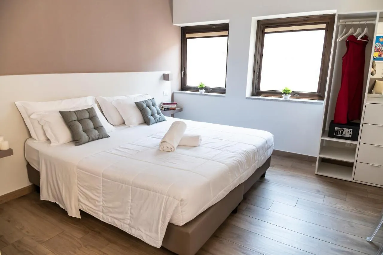 Ruggero Settimo - Room & Suite Palermo