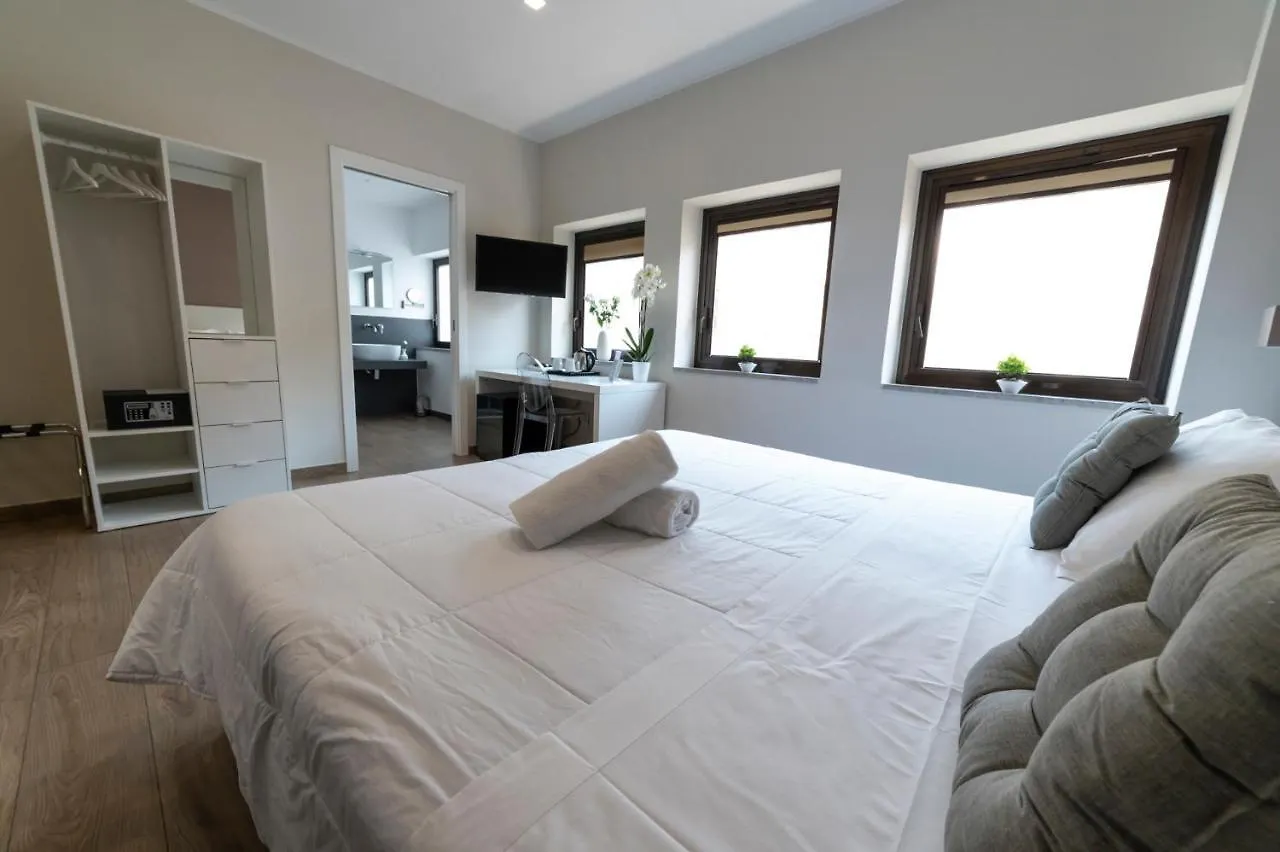 *** Bed & Breakfast Ruggero Settimo - Room & Suite Palermo Italië